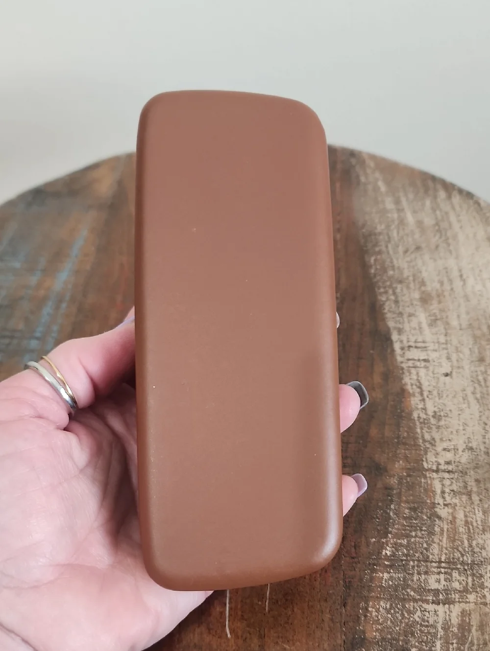 Longchamp Paris Tan Hard Sunglasses Eyeglasses Case Clamshell Embossed